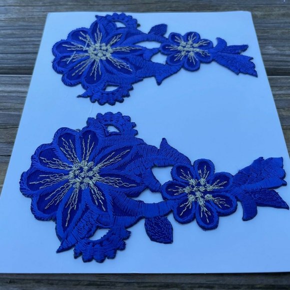 Iron On Patches Blue Embroidery Applique Flower Pattern Shape Craft Set of 2 - Picture 2 of 8